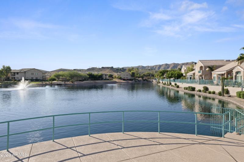 97_1143_E_Amberwood_Dr__097