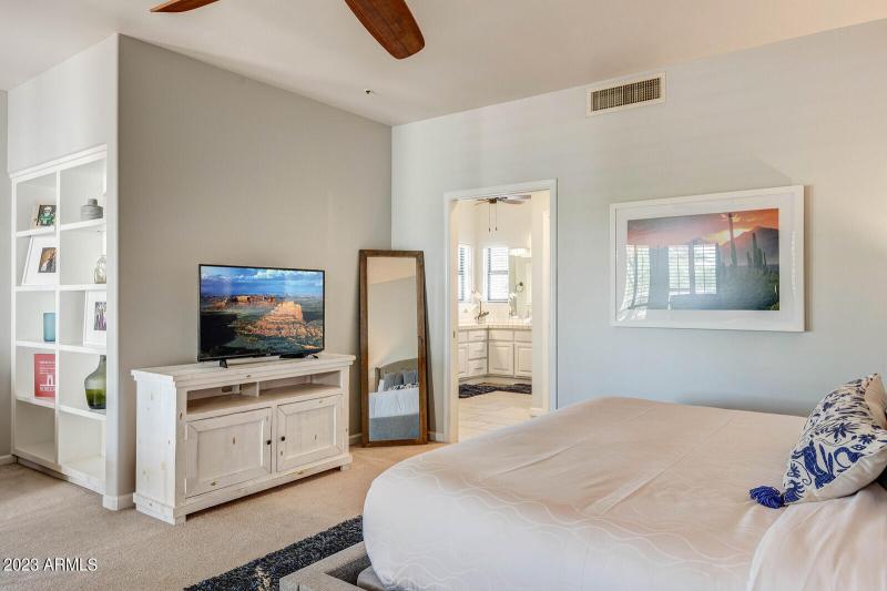 32_8161_E_Alameda_Rd__032_mls