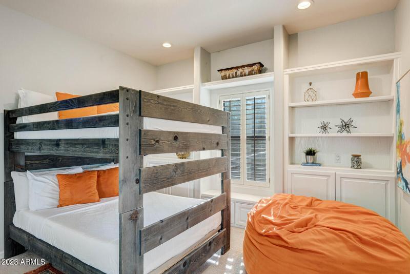 37_8161_E_Alameda_Rd__037_mls