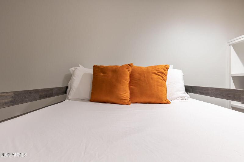 41_8161_E_Alameda_Rd__041_mls