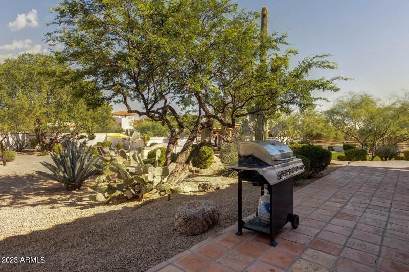 77_8161_E_Alameda_Rd__077_mls