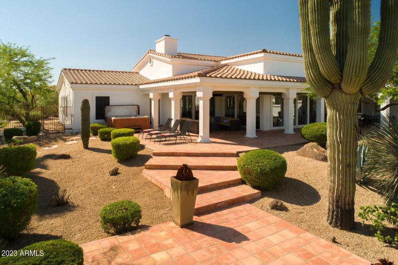 83_8161_E_Alameda_Rd__083_mls