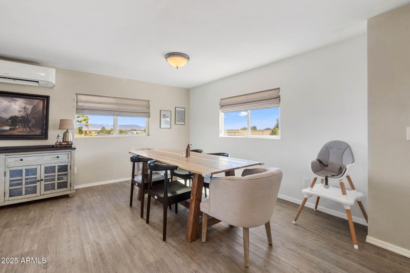 14-Dining Room