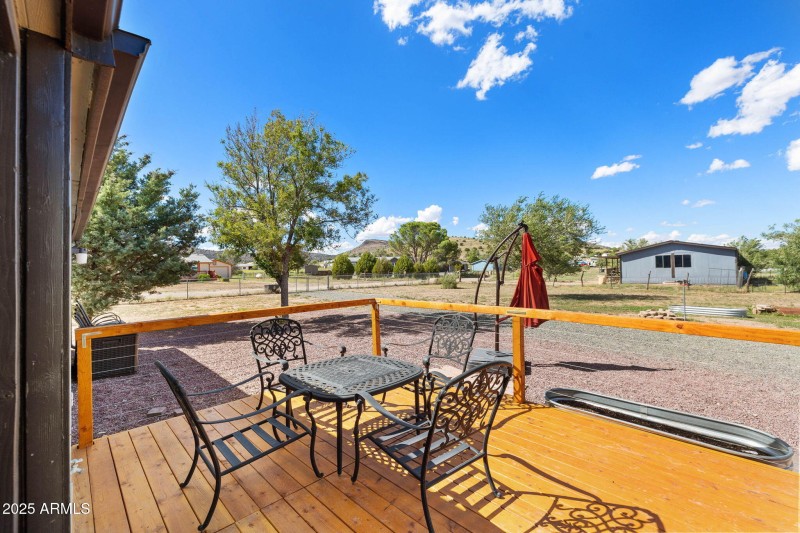 33-Back Deck (1)