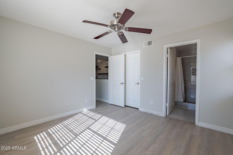 I CAN'T FIT THE ROOM IN THE PICTURE!!!