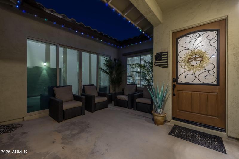 21011 Aquarius - 06Courtyard Front Door