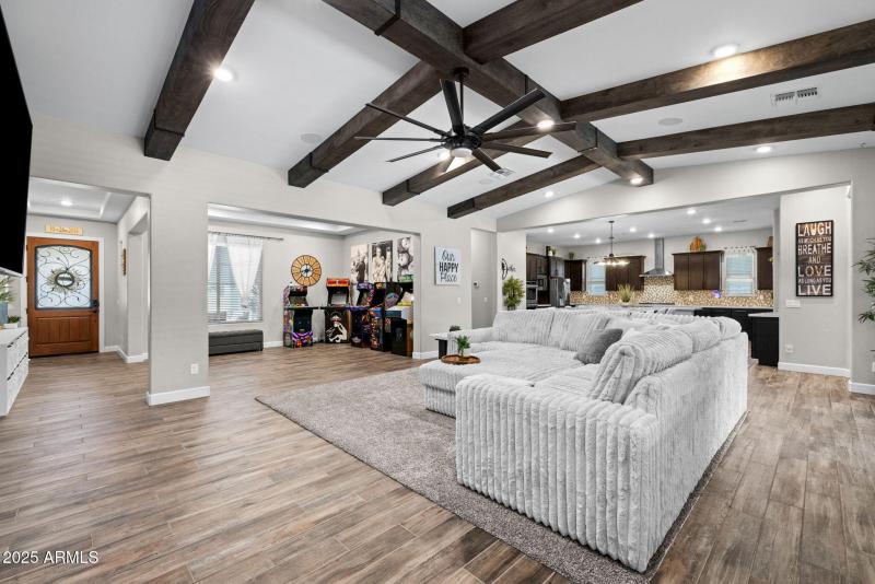 21011 Aquarius - 20Family Great Room