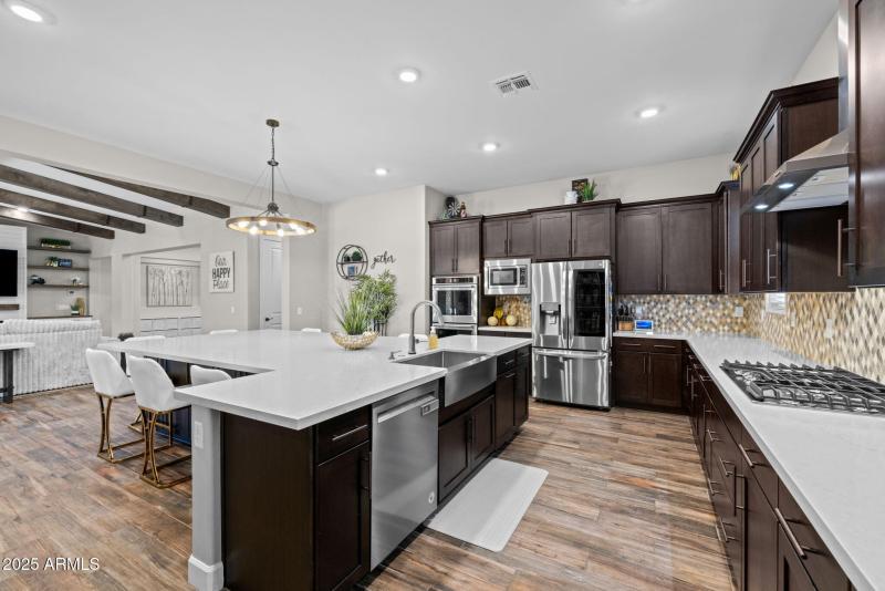 21011 Aquarius - 25Kitchen