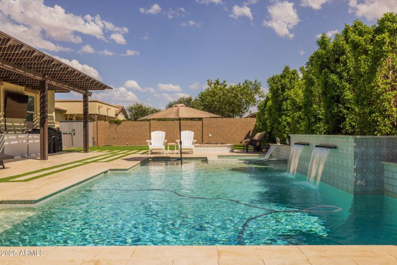 21011 Aquarius - 53Pool