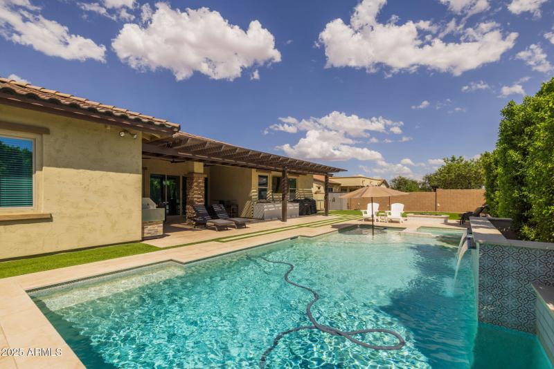 21011 Aquarius - 54Pool