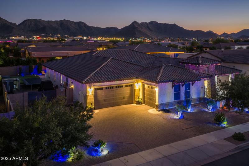 21011 Aquarius - 74Twilight