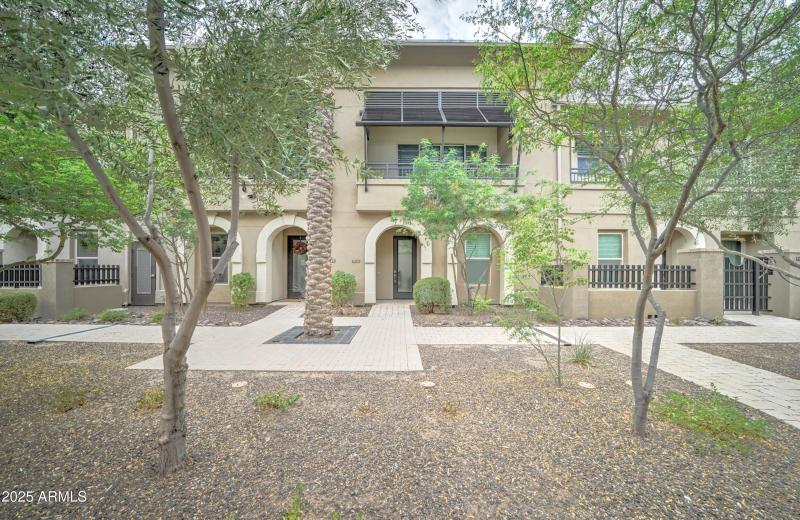 6565 E. Thomas Road #1079-3