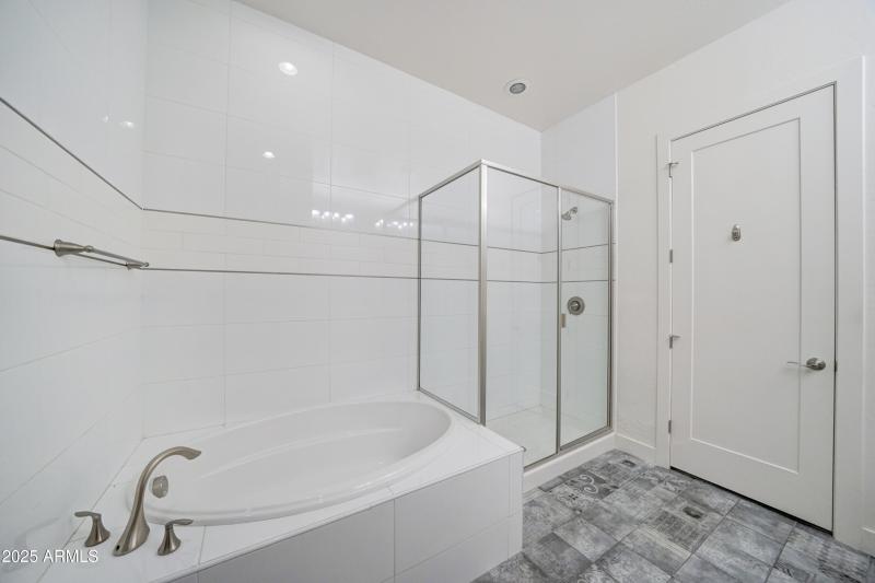 6565 E. Thomas Road #1079-16