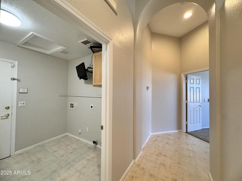 7E5A5EE2-5CFA-4593-82D6-B3910658A07D