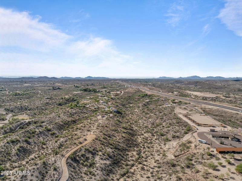 5-web-or-mls-DJI_20250909160333_0107_D