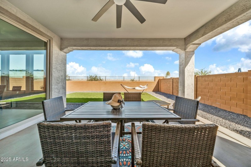 25932 W Sands Dr-38
