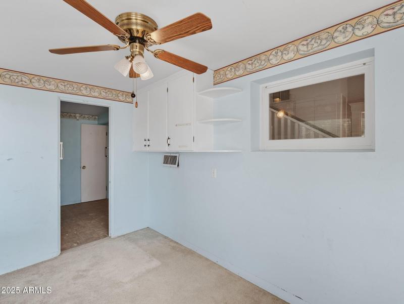 Office/Flex Room