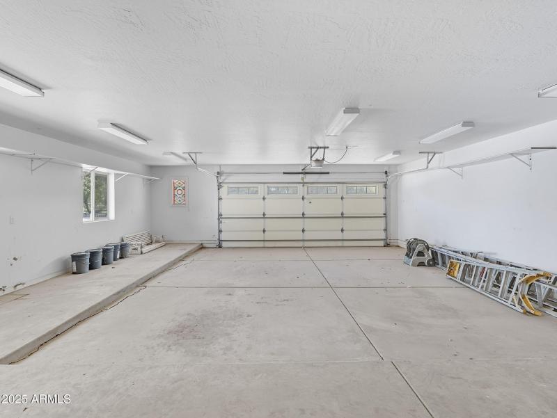 Extra Large Garage