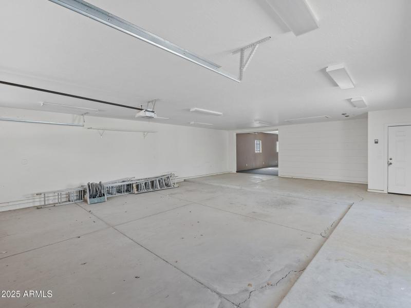 Extra Large Garage