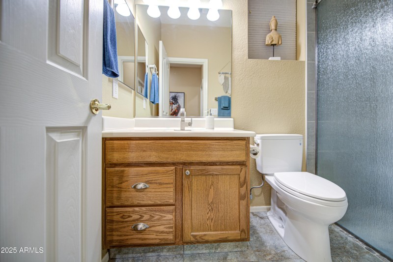 Bathroom 2-pic 1