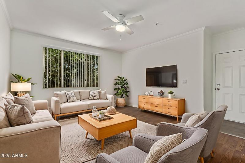 06-Van-Buren - Living Room - Scandinavia