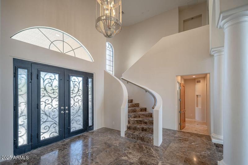 20250911_8170-E-Golden-Spur_03