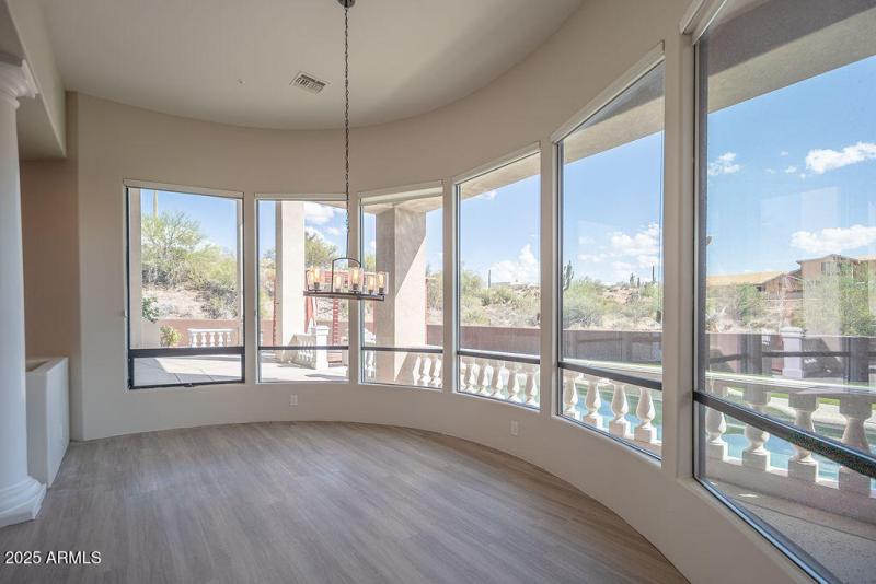 20250911_8170-E-Golden-Spur_07