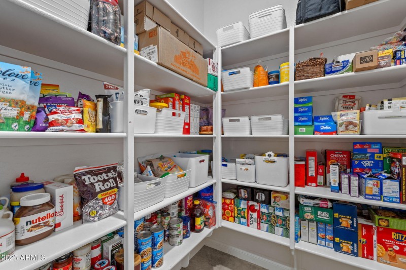 Walk-in Pantry