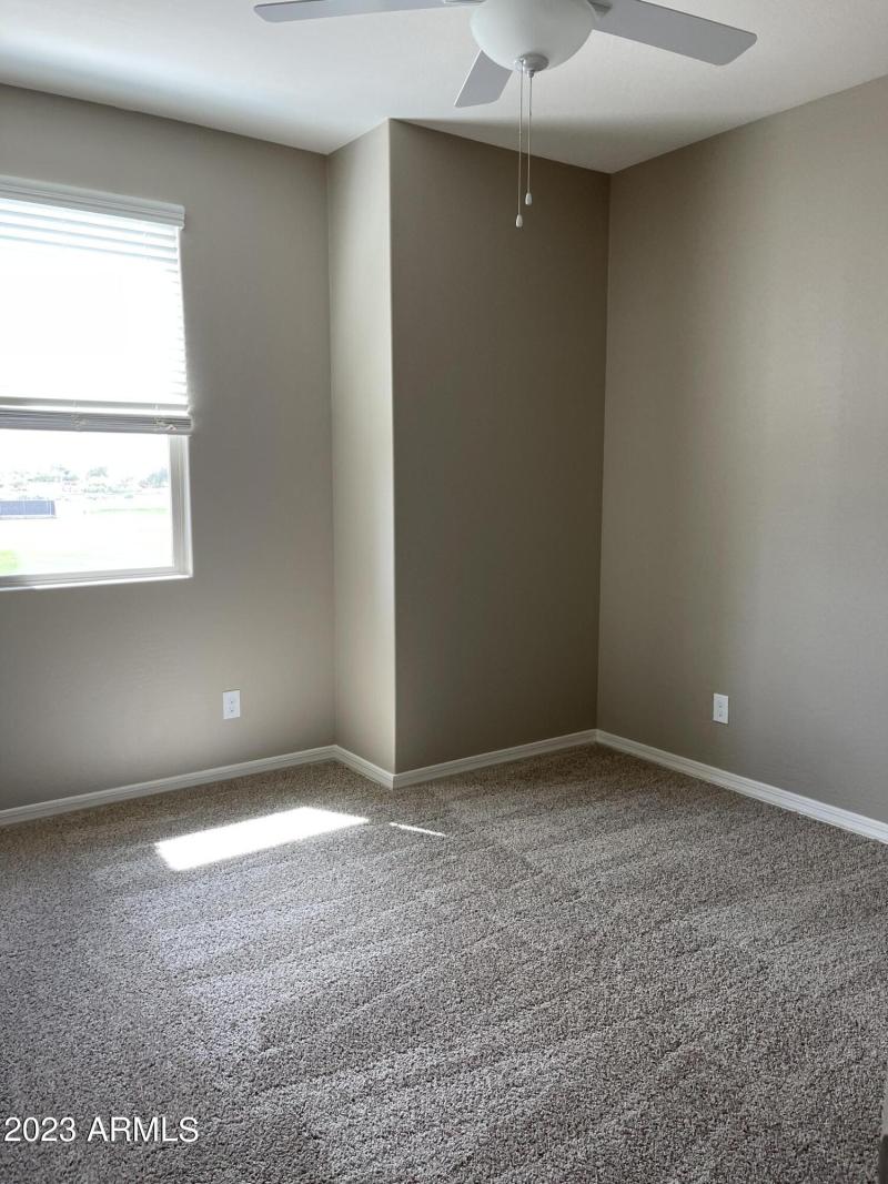 4B257E13-3EC6-4FBC-98CE-D9E3B61C504A