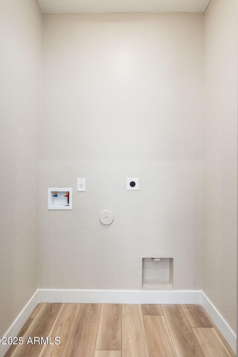 15240 N 142nd Ave UNIT 1110 - 26