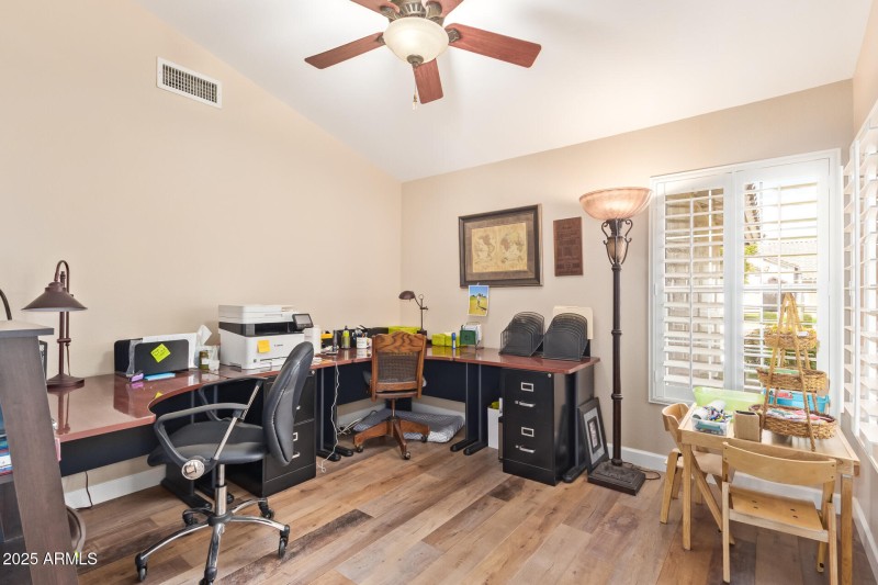 Office/4th bedroom