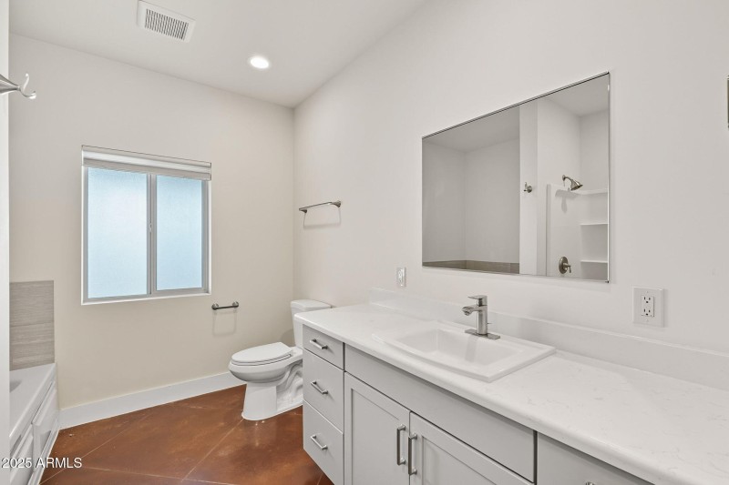 28-web-or-mls-Davis-28