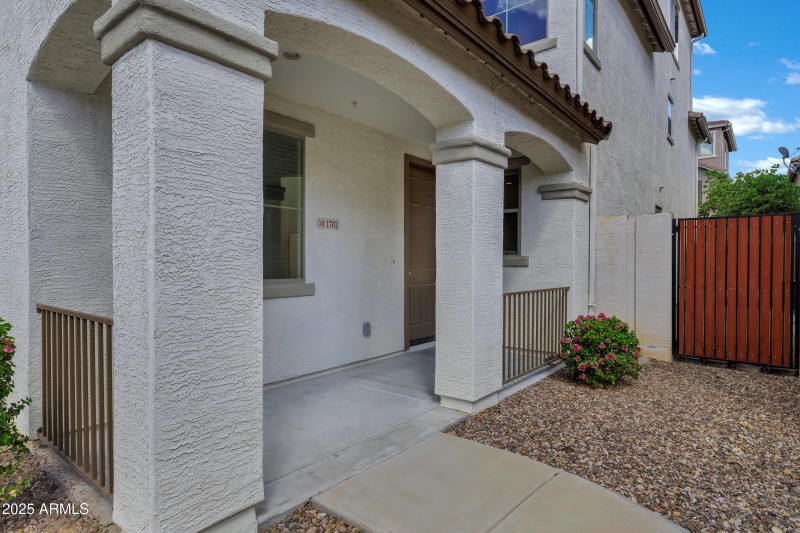 1702 E Joseph Way-3