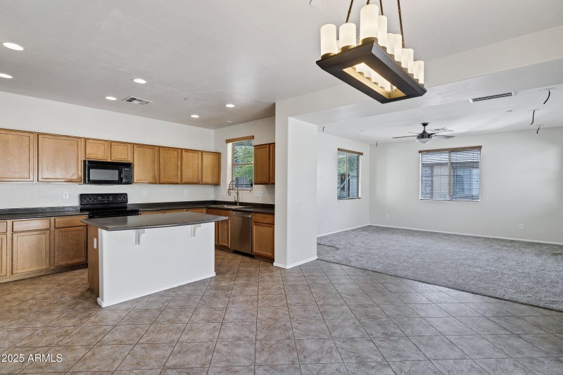 1702 E Joseph Way-9