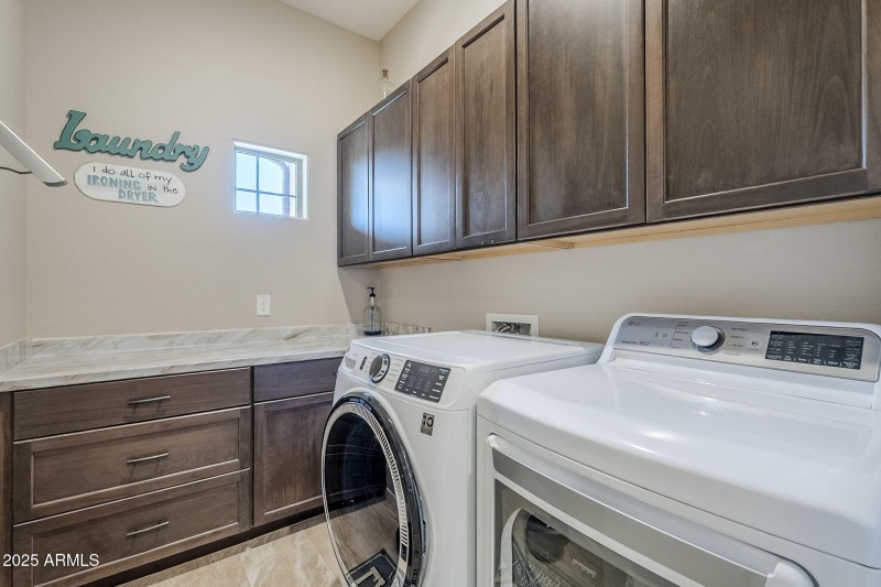 Laundry with Drawers & Upper Cabinets