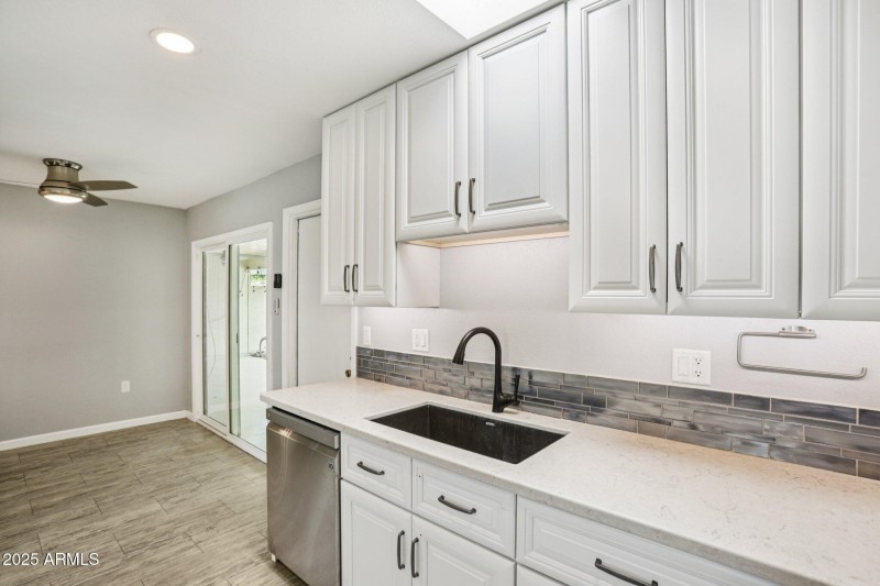 14-web-or-mls-W Forrester Dr-S1209-014