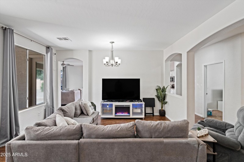 08-Living Room