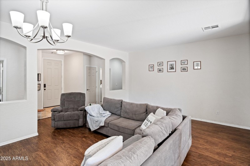 10-Living Room