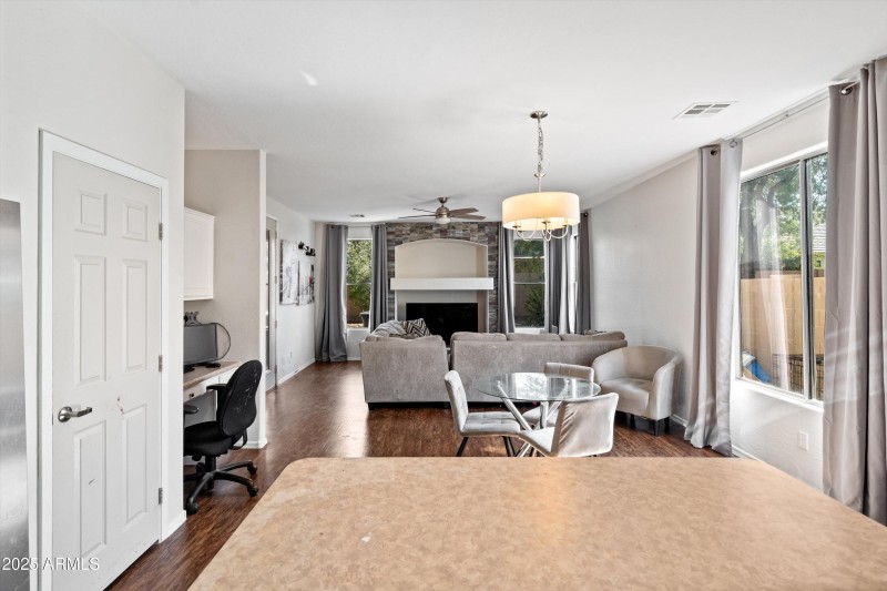 15-Kitchen & Dining