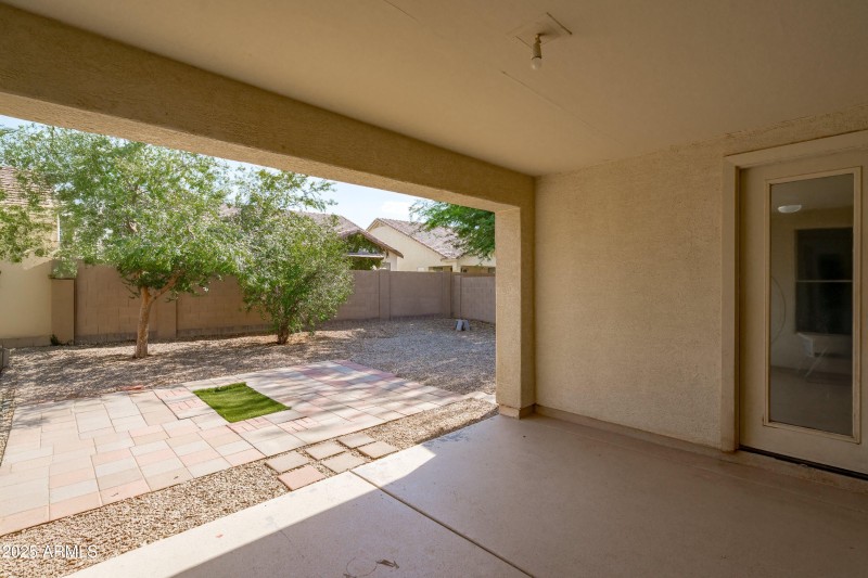 33-Covered Patio