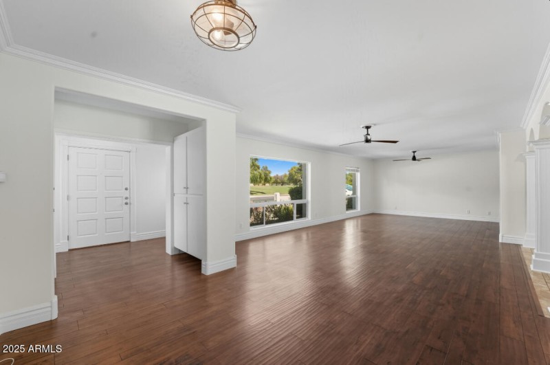 5601 E Sweetwater Ave-09