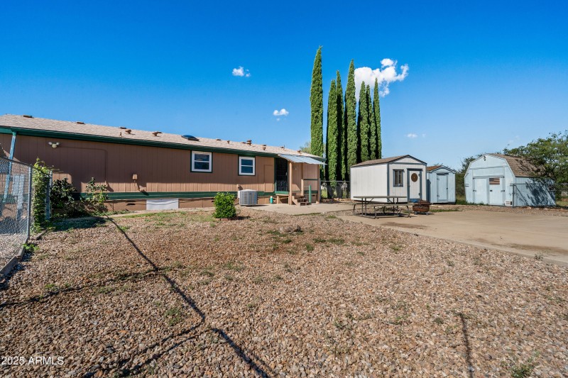 3 Backyard - 3