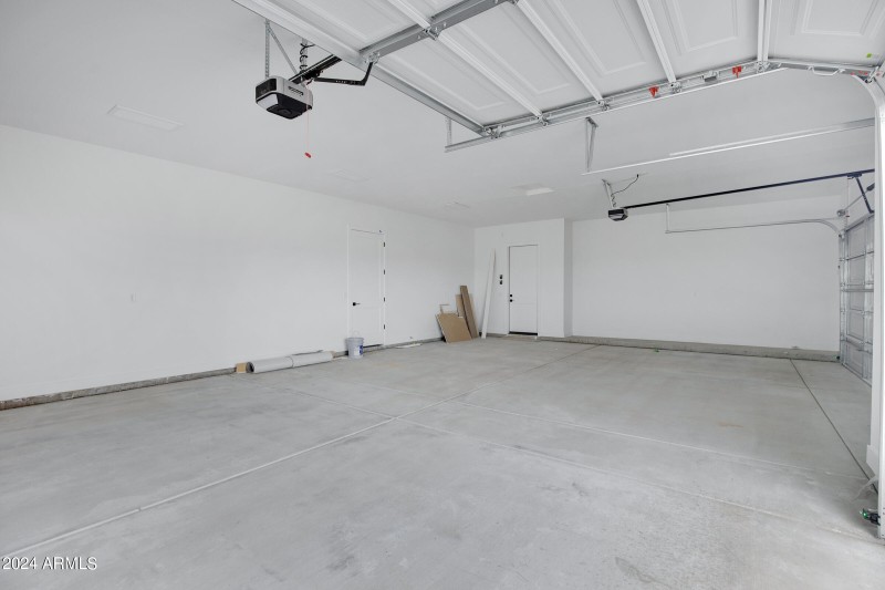 2335 W Marita St-28