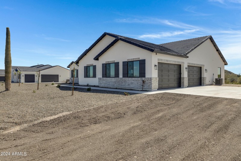 2459 W Marita St-2