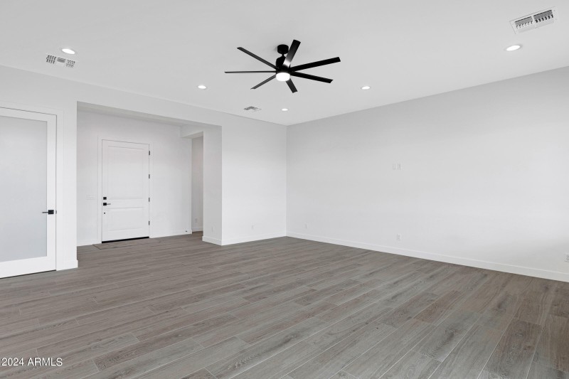 2459 W Marita St-10