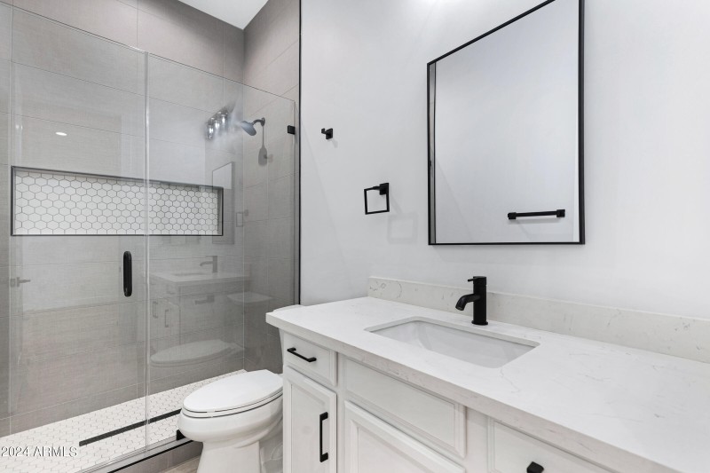 2459 W Marita St-25