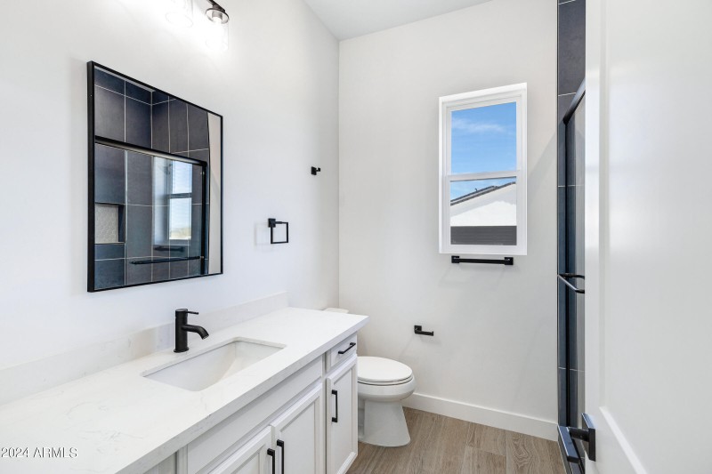 2459 W Marita St-18