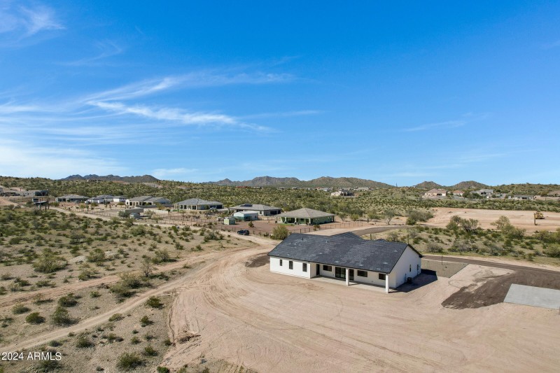 2459 W Marita St-35