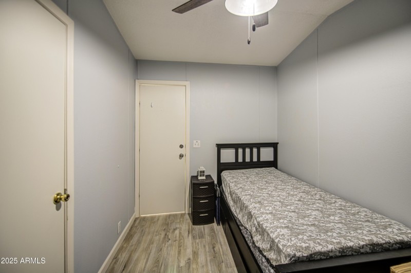 Bedroom 2-pic 2