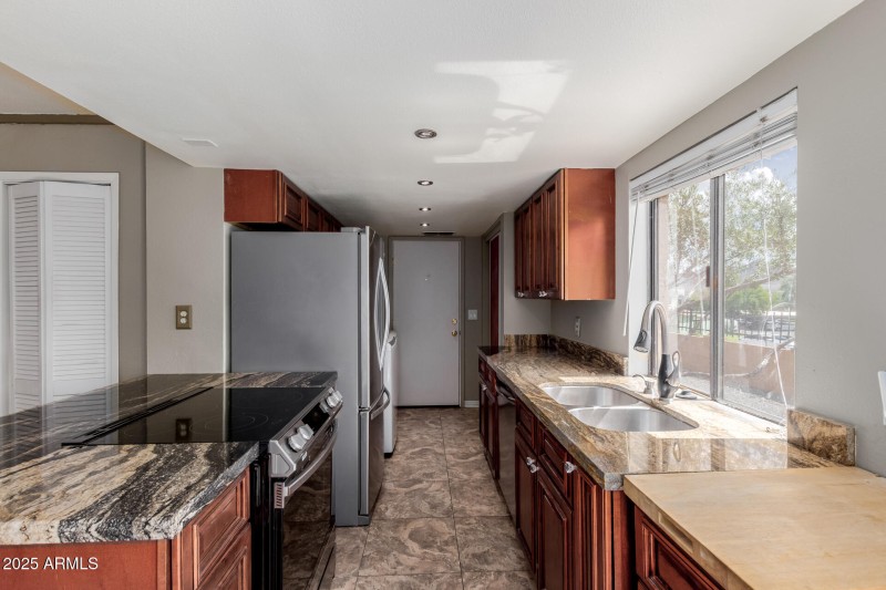 Spacious Kitchen
